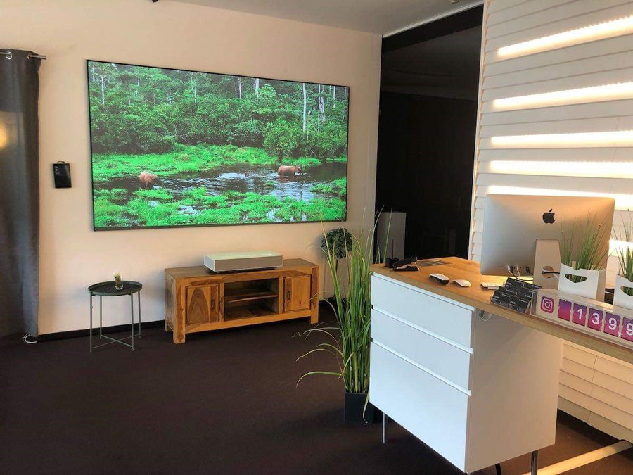 0 VNX LaserTV.jpg